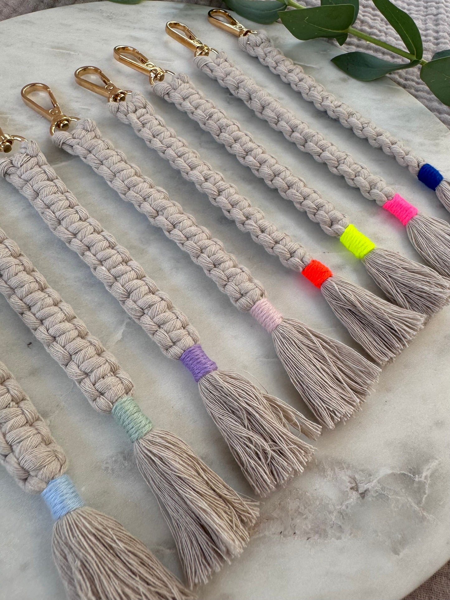 Handgefertigter Makramee Schlüsselanhänger - Boho Scandi Style Accessoire
