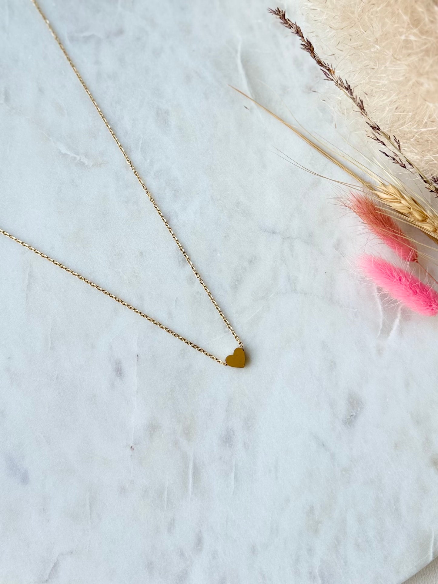 Vergoldete Edelstahlkette mit Herzanhänger handgefertigt - Herzekette Damen