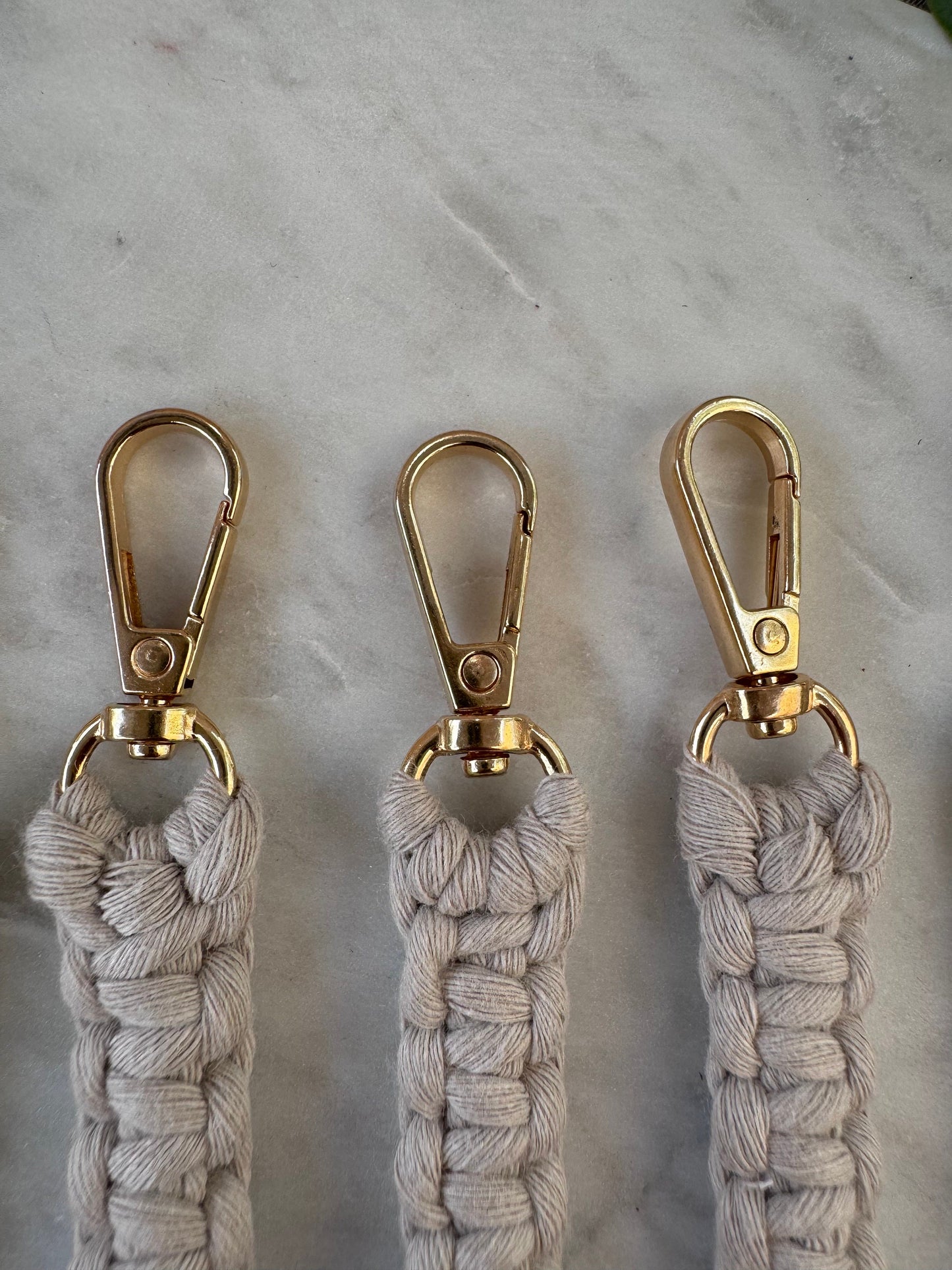 Handgefertigter Makramee Schlüsselanhänger - Boho Scandi Style Accessoire