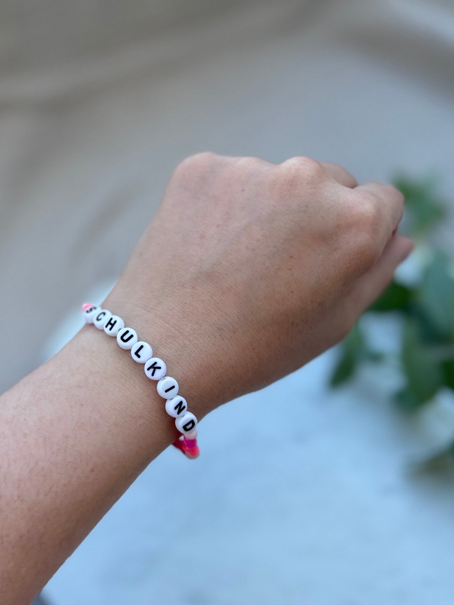 Buntes Schulkind Armband - Handgefertigt zur Einschulung Kinderarmband