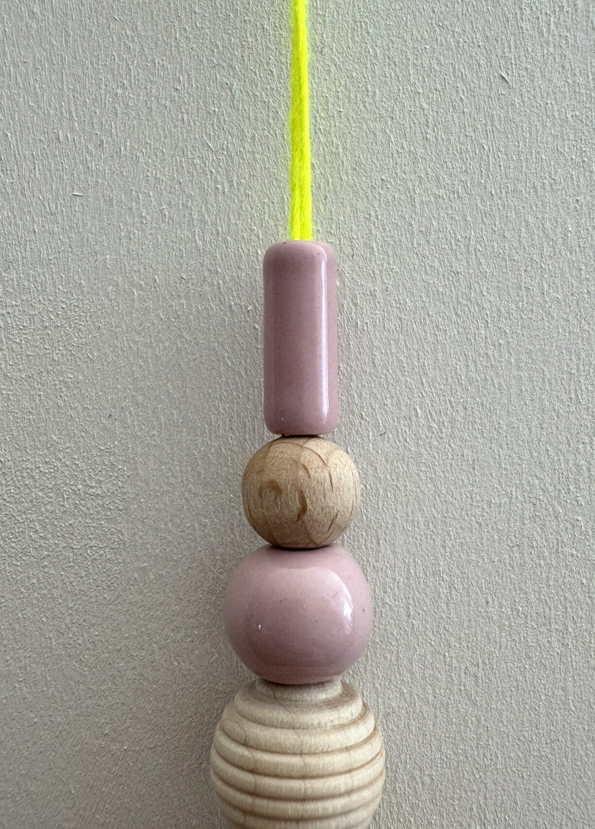 Handgefertigter bunter Sonnenfänger - Suncatcher mit Prisma - Regenbogen Fensterdekoration aus Glas