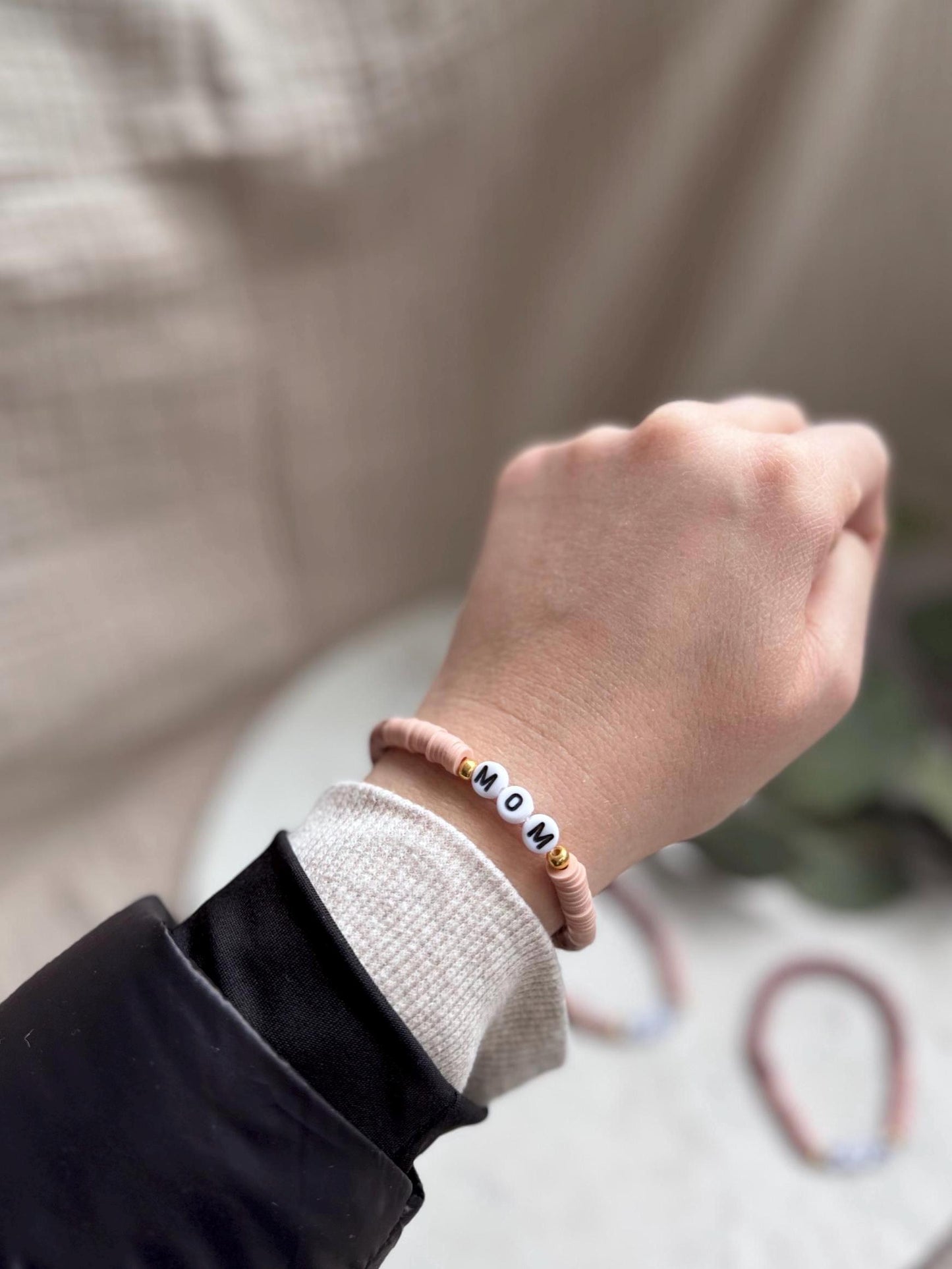 Mama Armband handgemacht altrosa braun - Mom Armband Geschenk zur Geburt