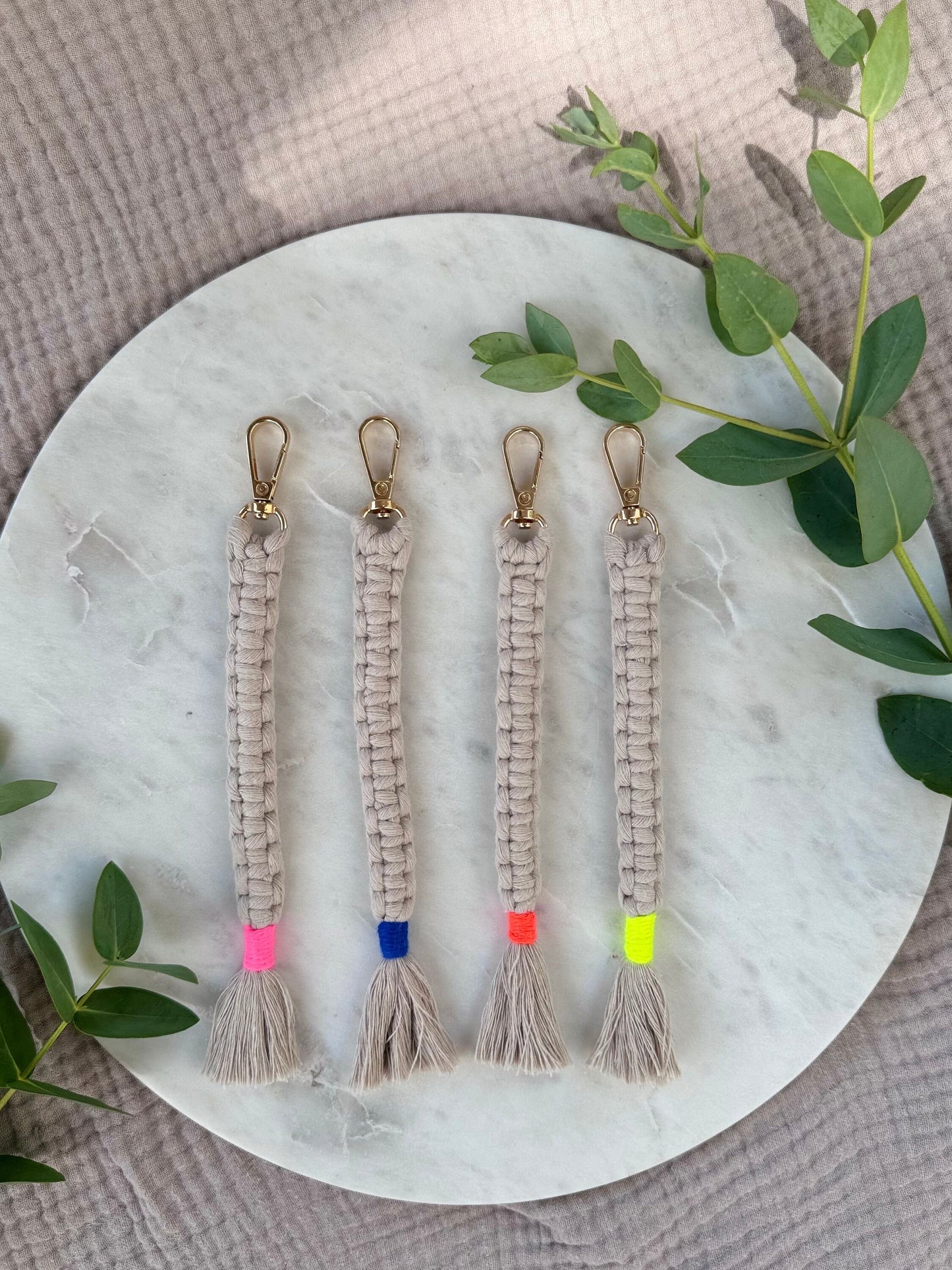 Handgefertigter Makramee Schlüsselanhänger - Boho Scandi Style Accessoire