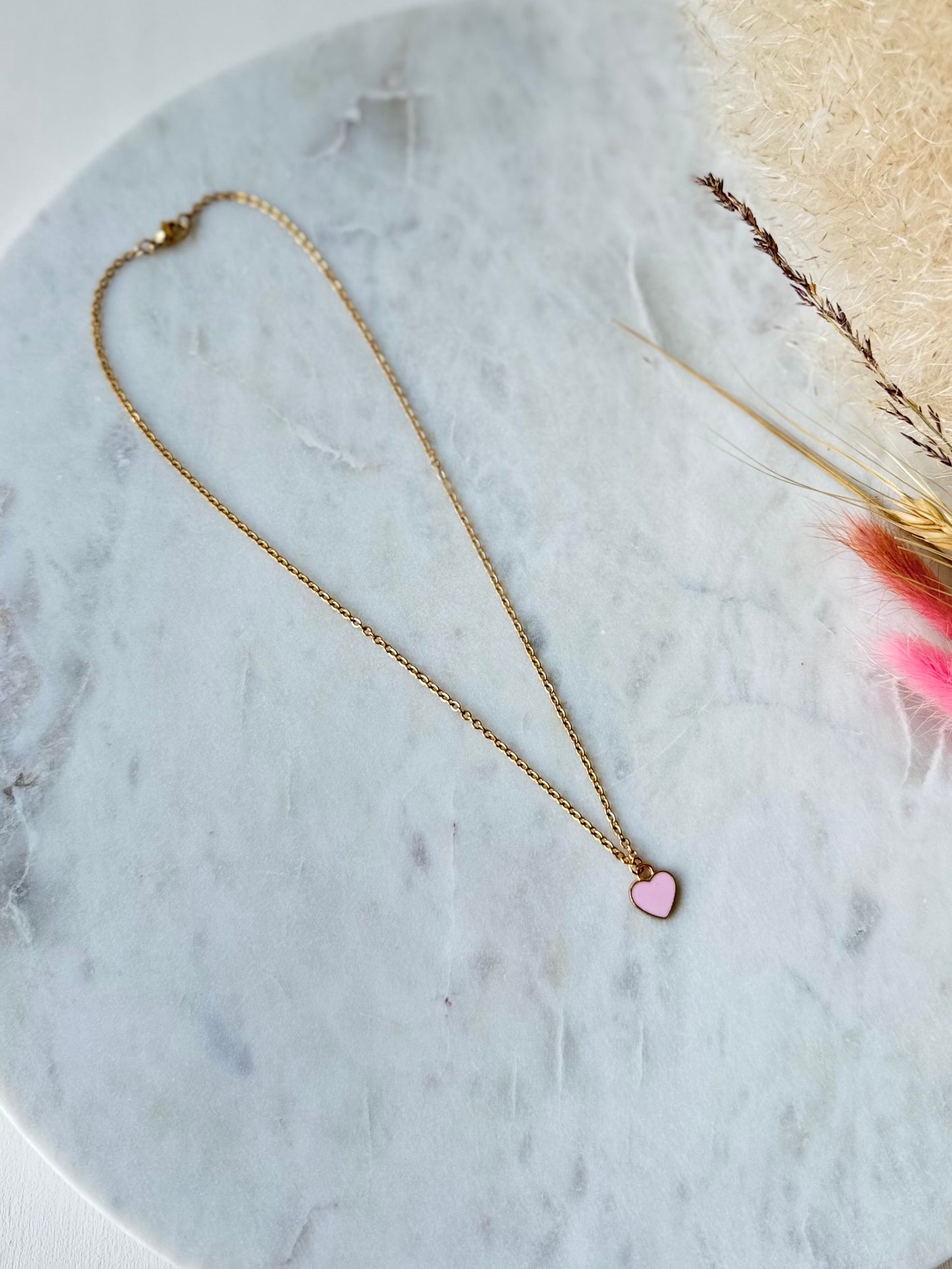 Vergoldete Edelstahlkette mit Herzanhänger in Rosa und Gold handgefertigt - Edelstein Schmuck Damen