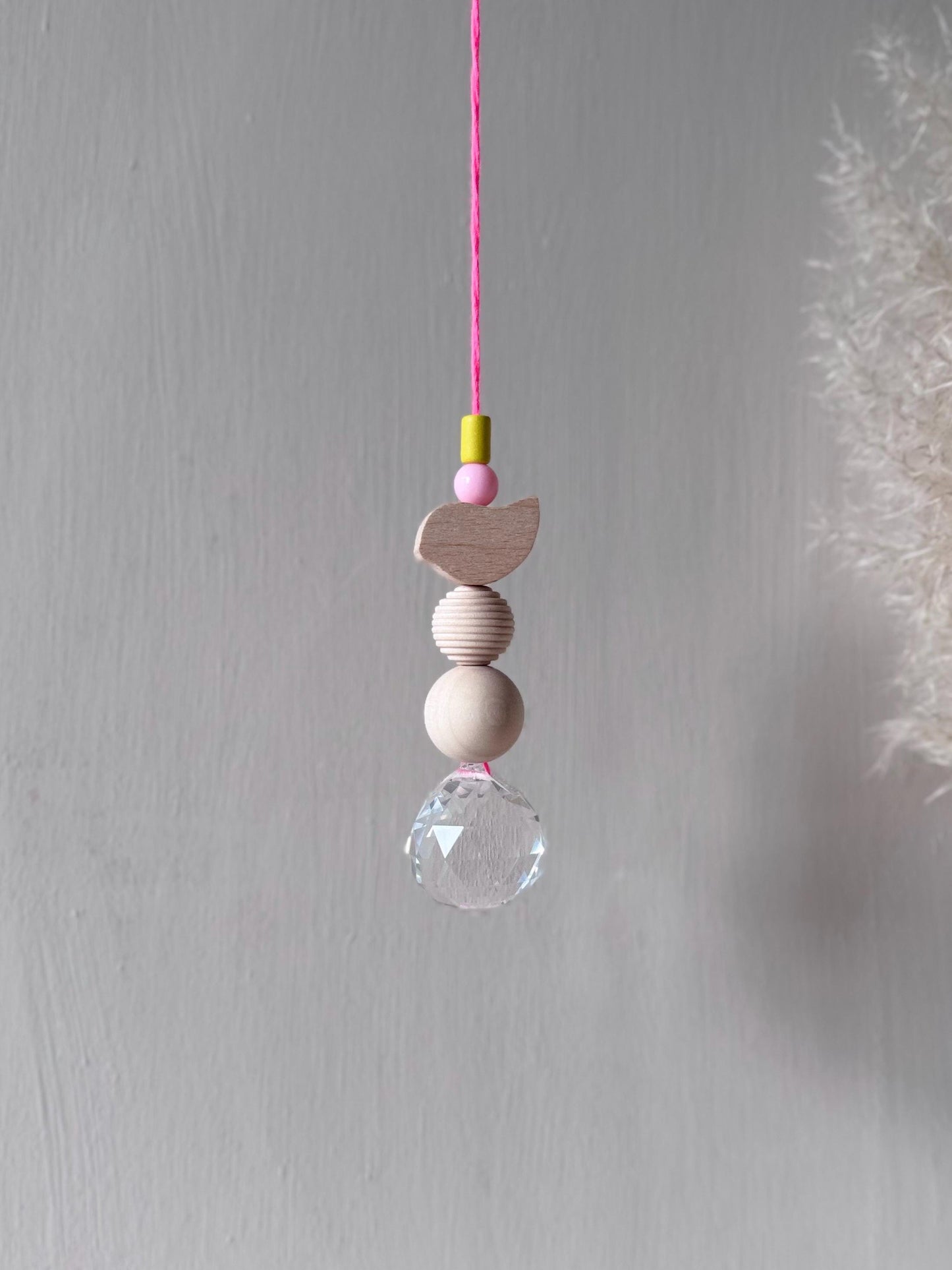 Handgefertigter bunter Sonnenfänger VOGEL - Suncatcher mit Prisma - Regenbogen Fensterdekoration aus Glas