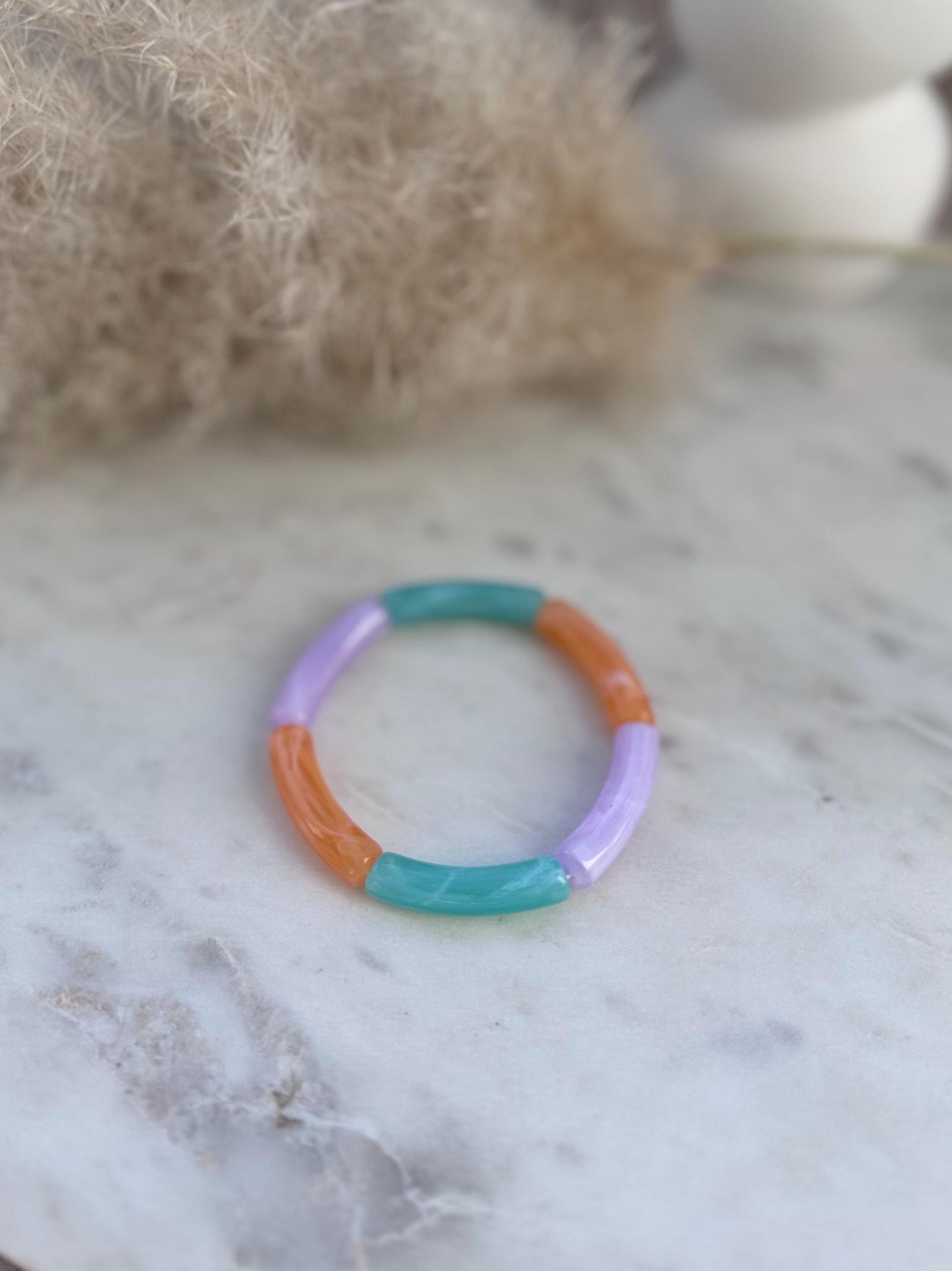 Bunter dünner Armreif - Handgefertigtes Tube Armband für den perfekten Summer Look im Retrostil