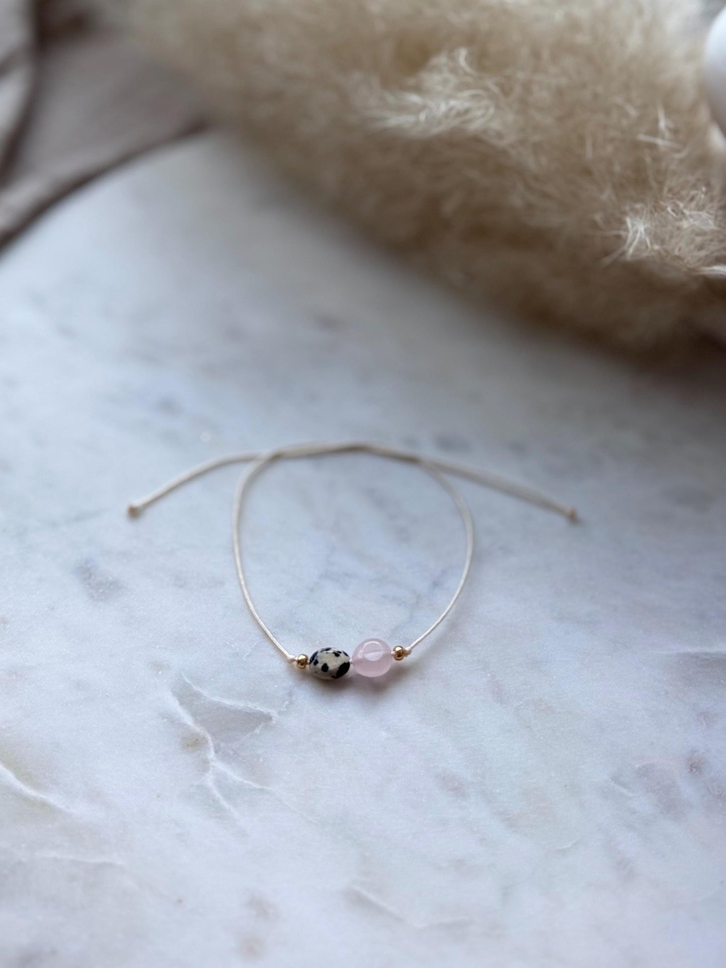 Wunscharmband mit Rosenquarz und Dalmatiner Jaspis
