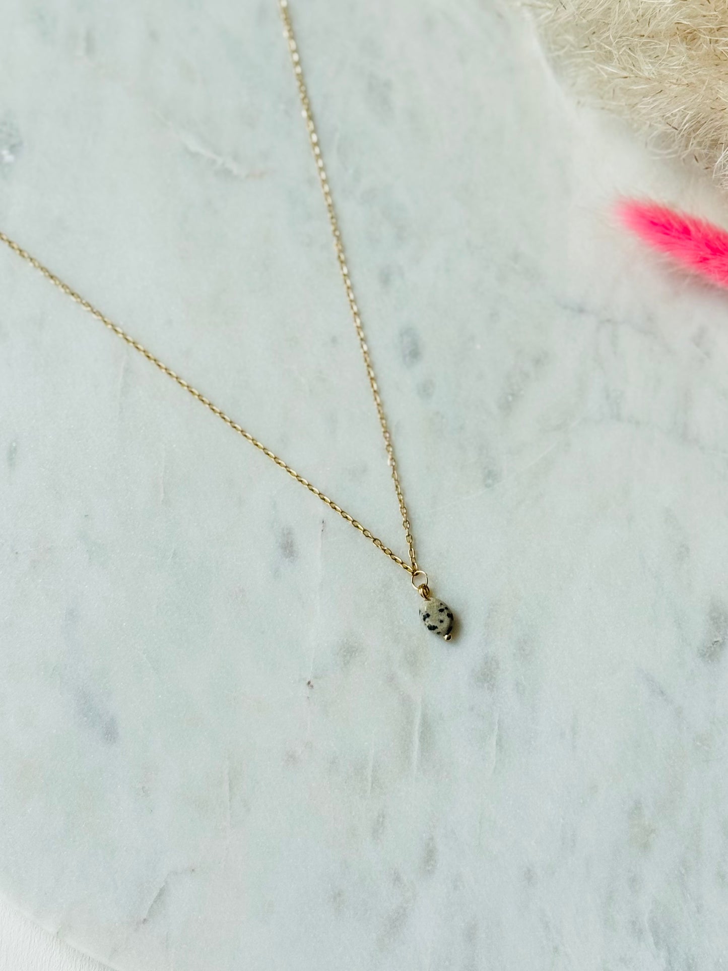 Vergoldete Edelstahlkette Dalmatinerjaspis handgefertigt - Edelstein Schmuck Damen