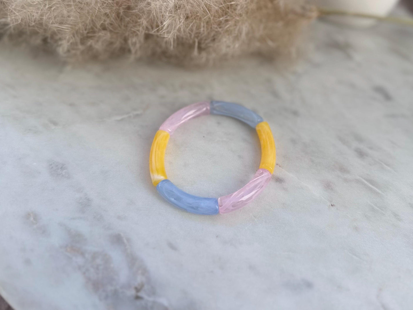 Bunter dünner Armreif - Handgefertigtes Tube Armband für den perfekten Summer Look im Retrostil