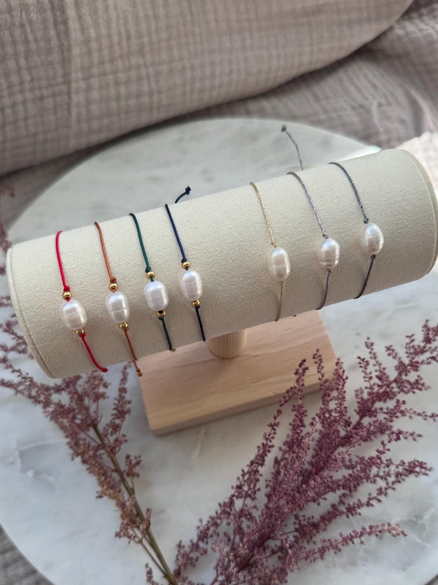 Süßwasserperlen Armband handgefertigt - Freundschaftsarmband in natürlichen Farben