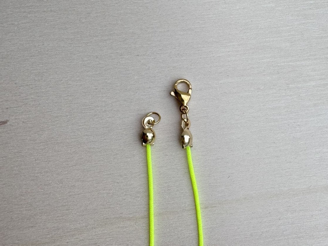 Herzanhänger Kette in neongelb und Gold - Edelstahl Schmuck - Ibiza Boho Style