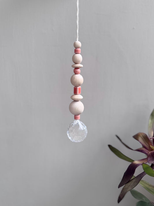 Handgefertigter schlichter Sonnenfänger - Suncatcher mit Prisma - Regenbogen Fensterdekoration aus Glas