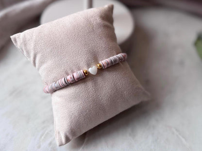 Katsuki Perlenarmband handgefertigt - Schlichtes Armband mit Muschelherz