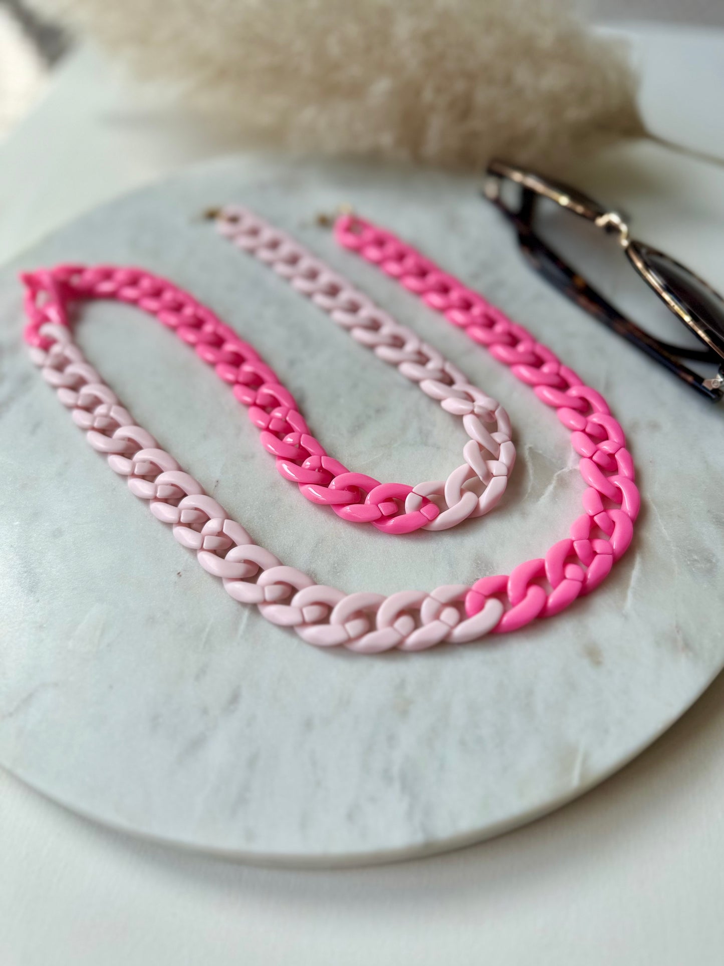 Handgefertigte Brillenkette Acryl Gliederlook ROSA - Sonnenbrillenkette Sommerfarben