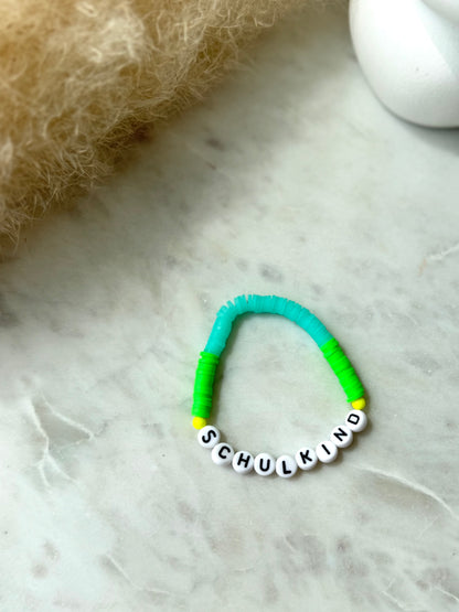 Schulkind Armband in Neongelb und Grün - Handgefertigt zur Einschulung Kinderarmband - Geschenk zur Einschulung - Schultüte