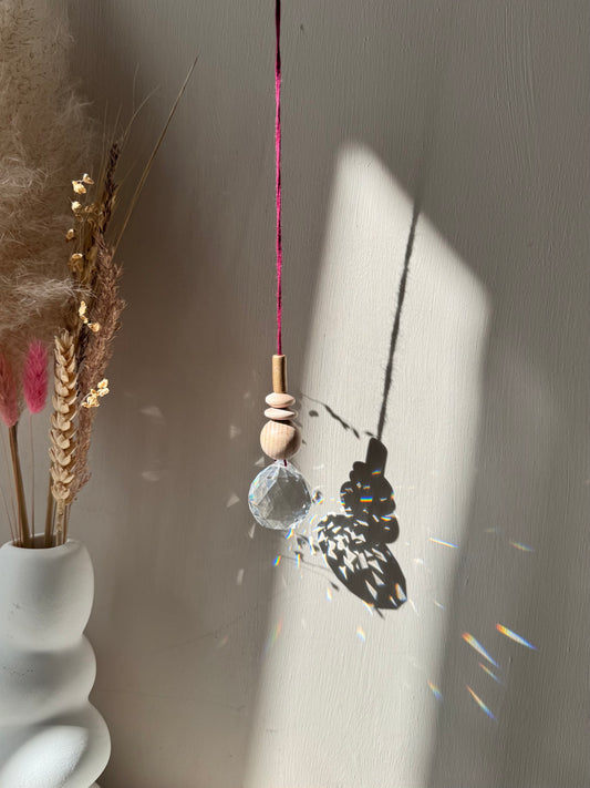 Handgefertigter schlichter Sonnenfänger Bordeaux und Gold - Suncatcher mit Prisma - Regenbogen Fensterdekoration aus Glas