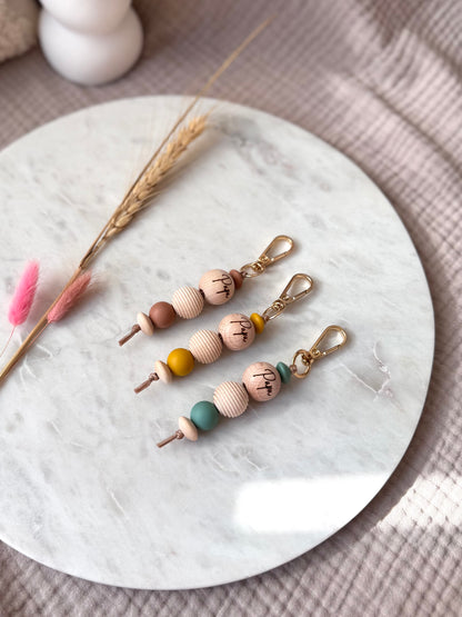 Bunter Schlüsselanhänger PAPA in verschiedenen Farben - Holzperlen & Silikonperlen -Geschenk für Papa