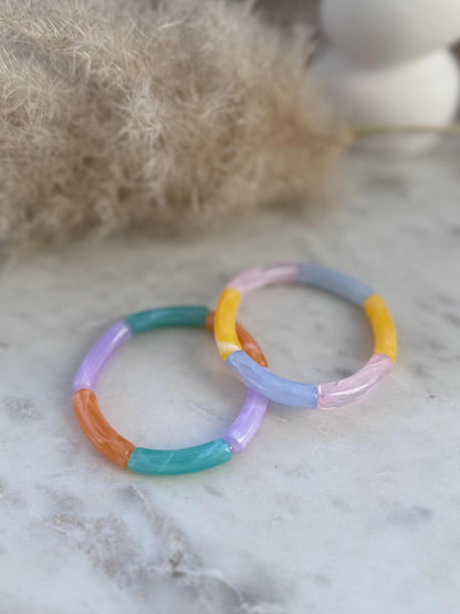 Bunter dünner Armreif - Handgefertigtes Tube Armband für den perfekten Summer Look im Retrostil