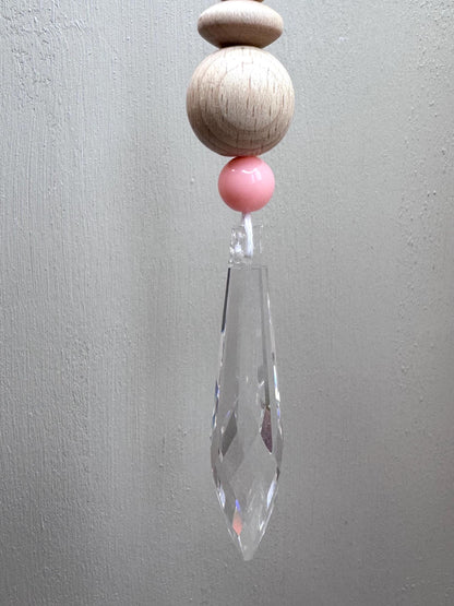 Handgefertigter bunter Sonnenfänger - Suncatcher mit Prisma - Regenbogen Fensterdekoration aus Glas