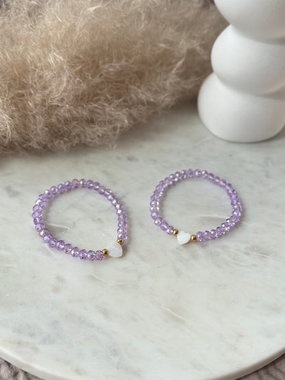 Handgemachtes Armband mit Muschelherz - Flieder Lila | Glas Facettperlen