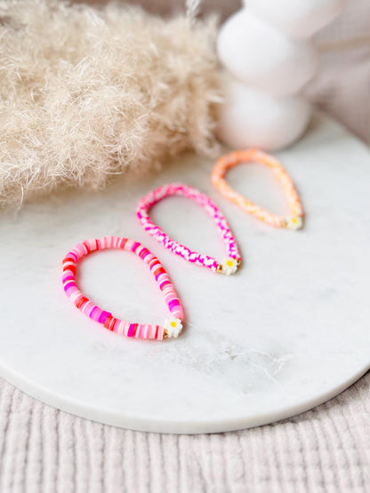 Katsuki Perlenarmband handgefertigt - Pinkes Armband mit Blume