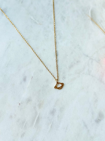Vergoldete Edelstahlkette mit Planetanhänger handgefertigt - UNIVERSUM - Edelstein Schmuck Damen