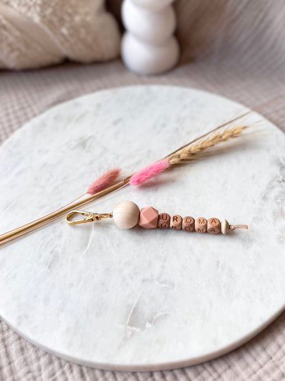Schlüsselanhänger UROMA - Holzperlen & Silikonperlen - Geschenk für Uroma