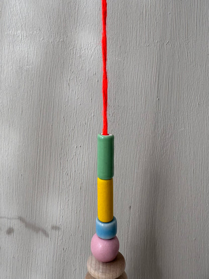 Handgefertigter bunter Sonnenfänger Neon und Pastell - Suncatcher mit Prisma - Regenbogen Fensterdekoration aus Glas