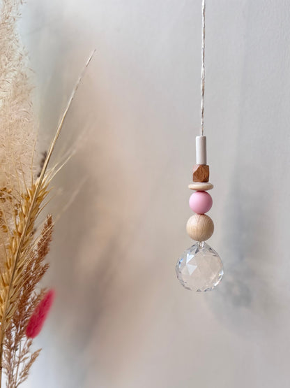 Handgefertigter bunter Sonnenfänger Rosa & Weiß - Suncatcher mit Prisma - Regenbogen Fensterdekoration aus Glas