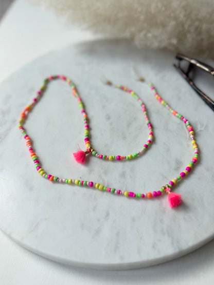 Bunte Brillenkette handgemacht - Rocaillesperlen in Neonfarben - mit Quasten