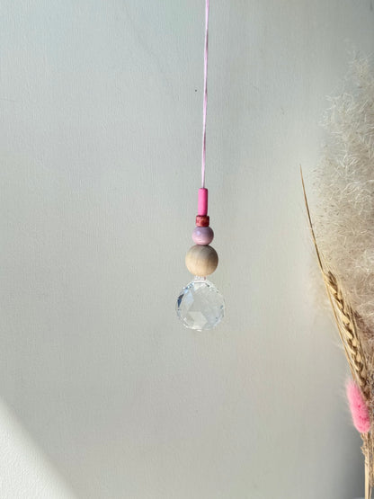 Handgefertigter bunter Sonnenfänger Rosa und Pink - Suncatcher mit Prisma - Regenbogen Fensterdekoration aus Glas