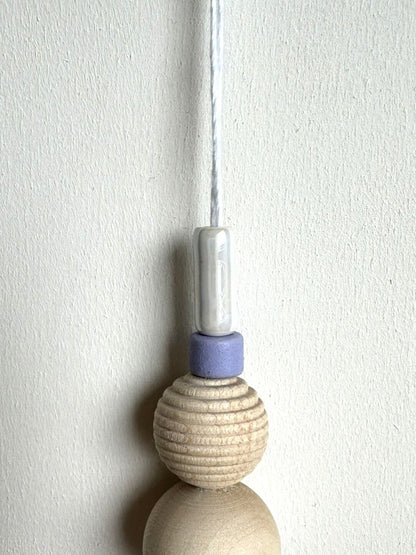 Handgefertigter schlichter Sonnenfänger - Suncatcher mit Prisma - Regenbogen Fensterdekoration aus Glas