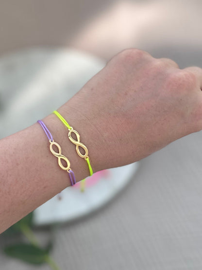 Zartes Infinity Armband handgefertigt Gold - Freundschaftsarmband bunt Ibiza Style