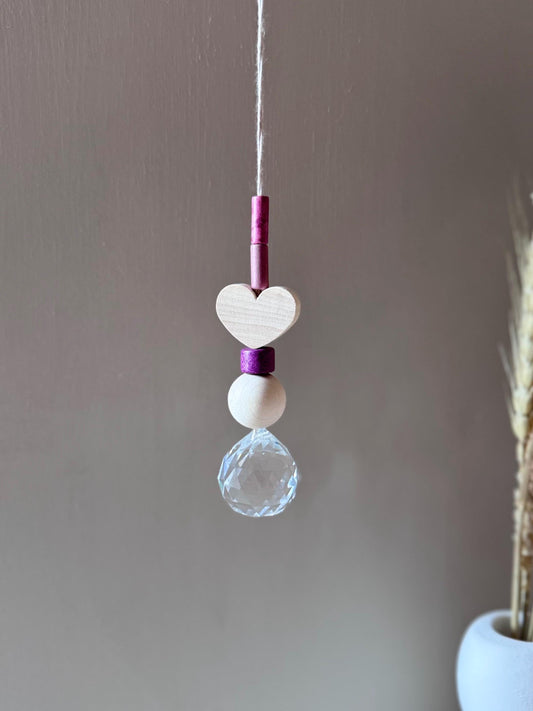 Handgefertigter bunter Sonnenfänger HERZ - Suncatcher mit Prisma - Regenbogen Fensterdekoration aus Glas
