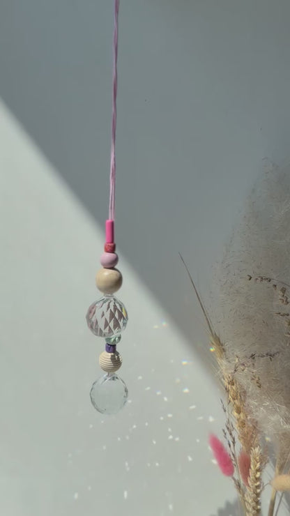 Handgefertigter bunter Sonnenfänger Rosa und Grün - Suncatcher mit Prisma - Regenbogen Fensterdekoration aus Glas